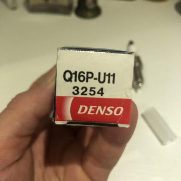 Новая свеча зажигания DENSO