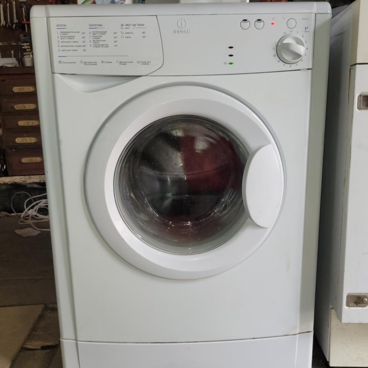 Стиральная машина 5кг indesit WIA 80