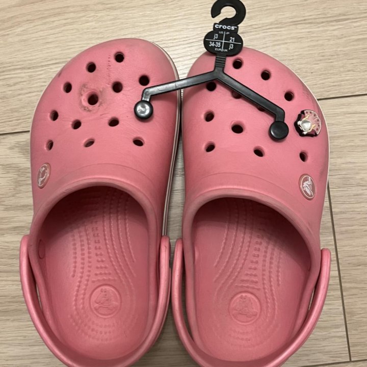 Crocs