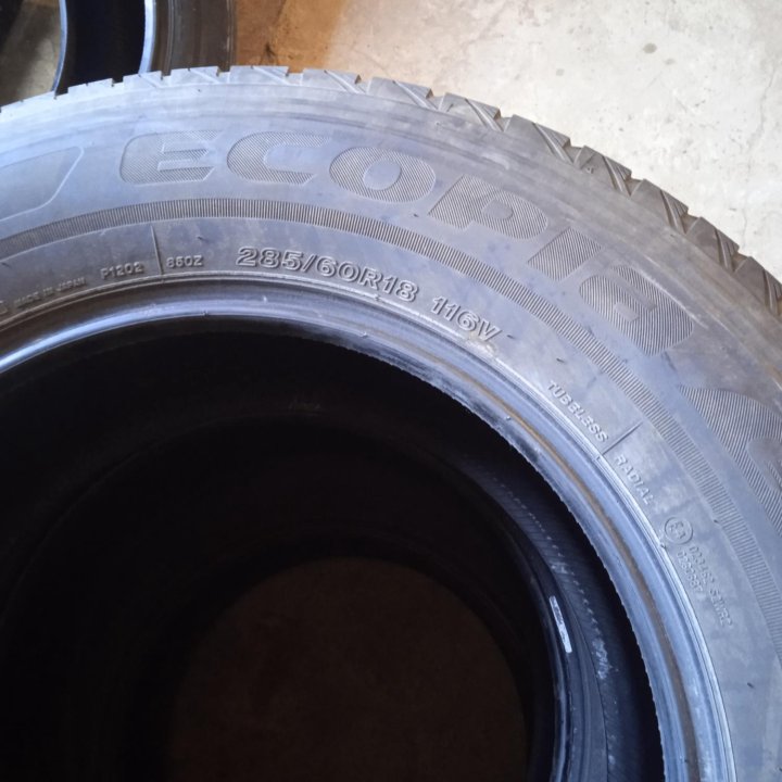 Bridgestone 285/60 R18