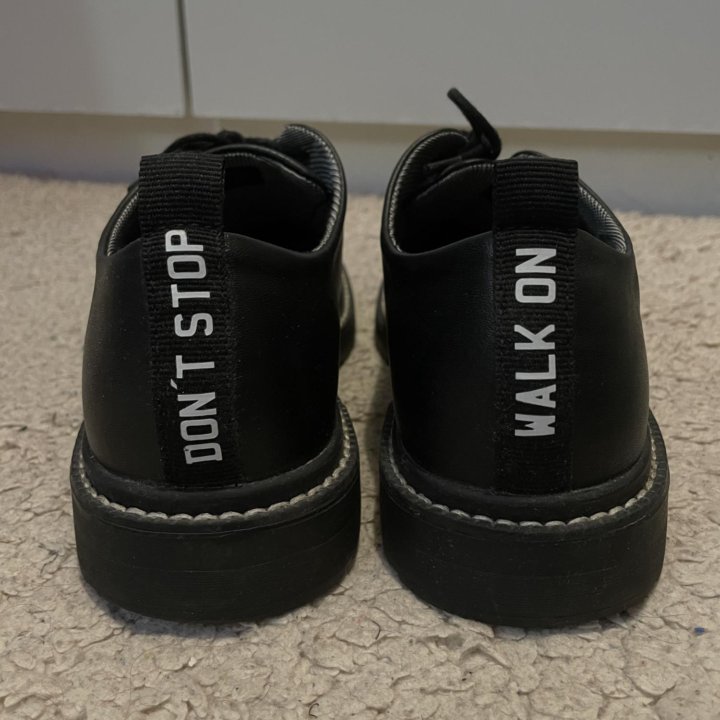 Ботинки Bershka