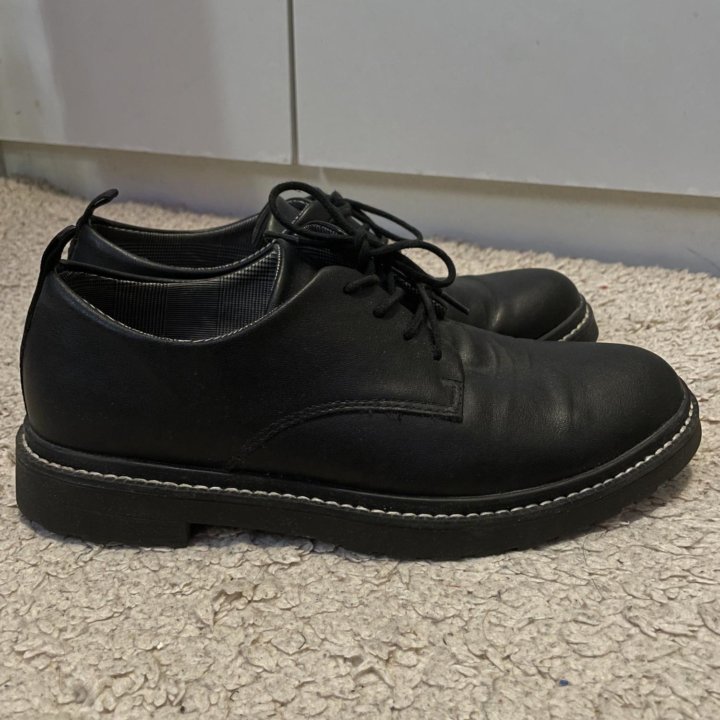 Ботинки Bershka