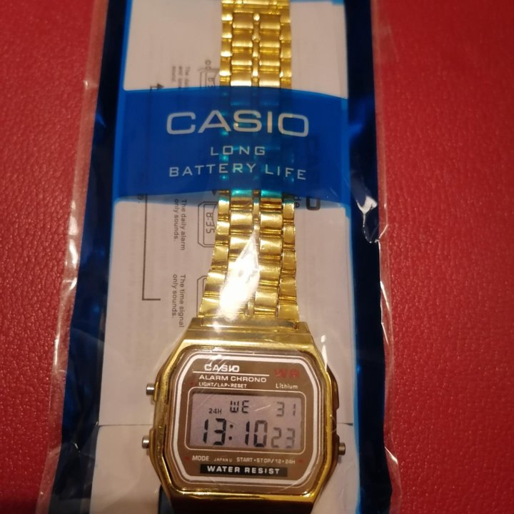 Часы Casio WR gold