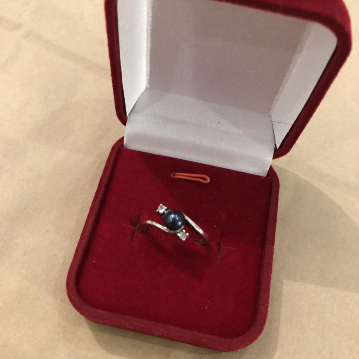 Кольцо с жемчугом