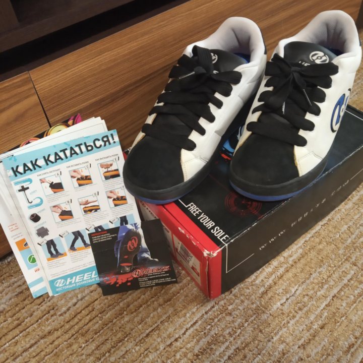 Heelys. Роликовые кроссовки