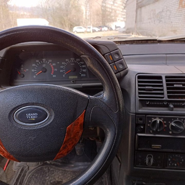 ВАЗ (Lada) 2112, 2005