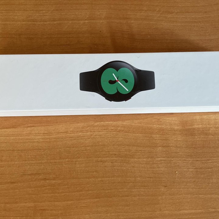 Смарт-часы Samsung Galaxy Watch4 40mm чёрные