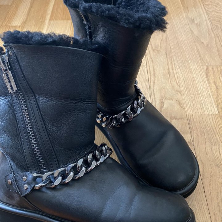 Угги чёрные