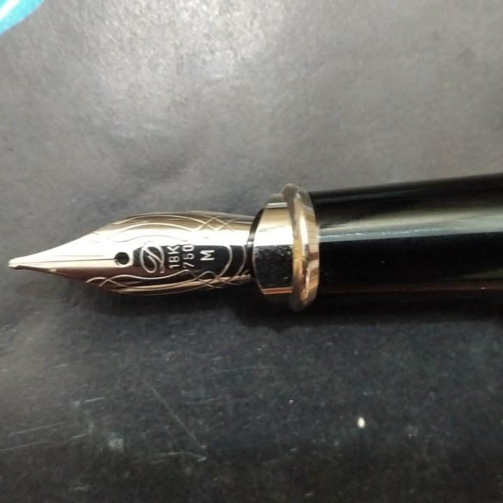 Перьевая ручка Dupont