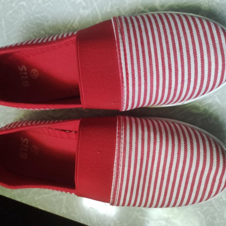 Кеды / слипоны