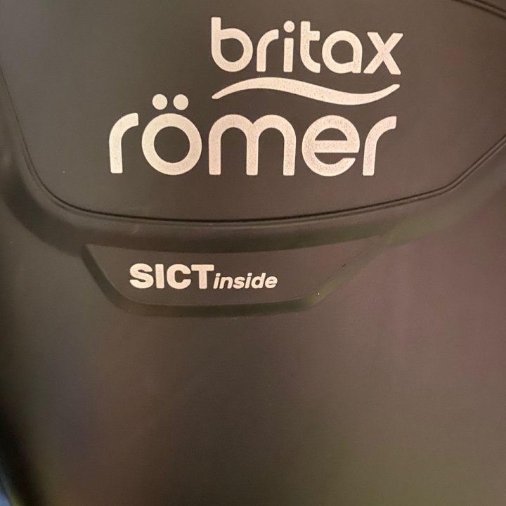 Детское автокресло britax romer isofix