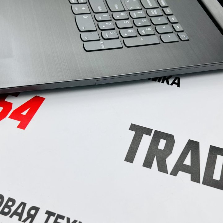 Ноутбук Lenovo 17.3