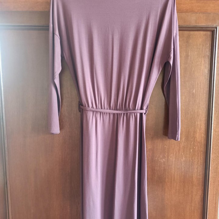 Отдам платье