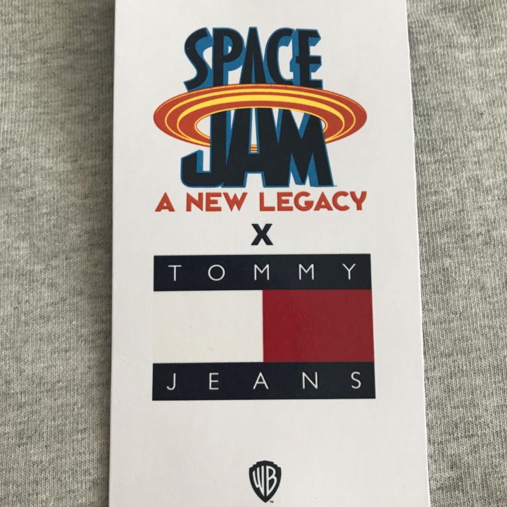 Свитшот Tommy Jeans x Space Jam New Legacy