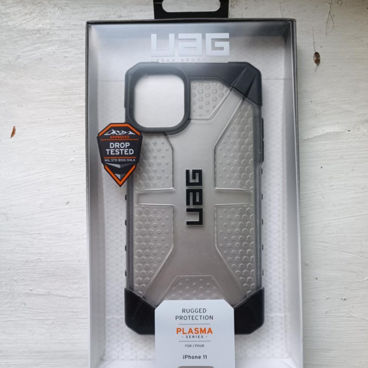 Чехол UAG Plasma на iPhone 11