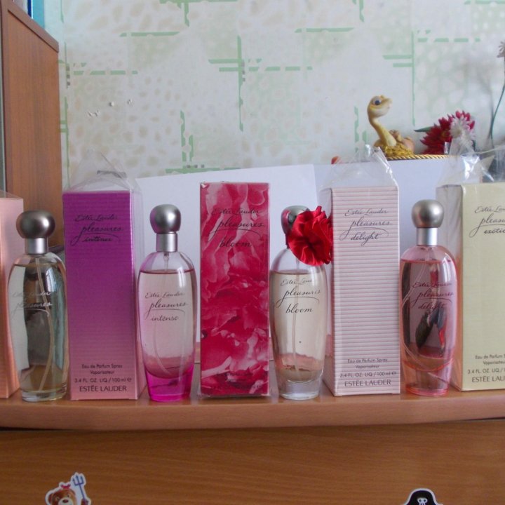 Estee Lauder Pleasures