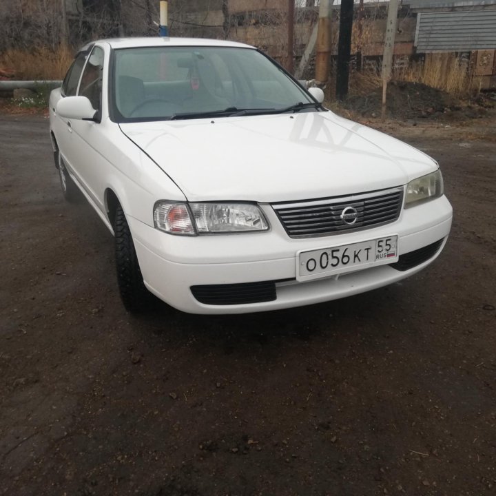 Nissan Sunny, 2002