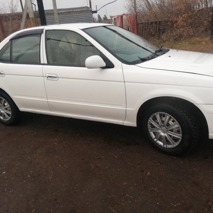 Nissan Sunny, 2002