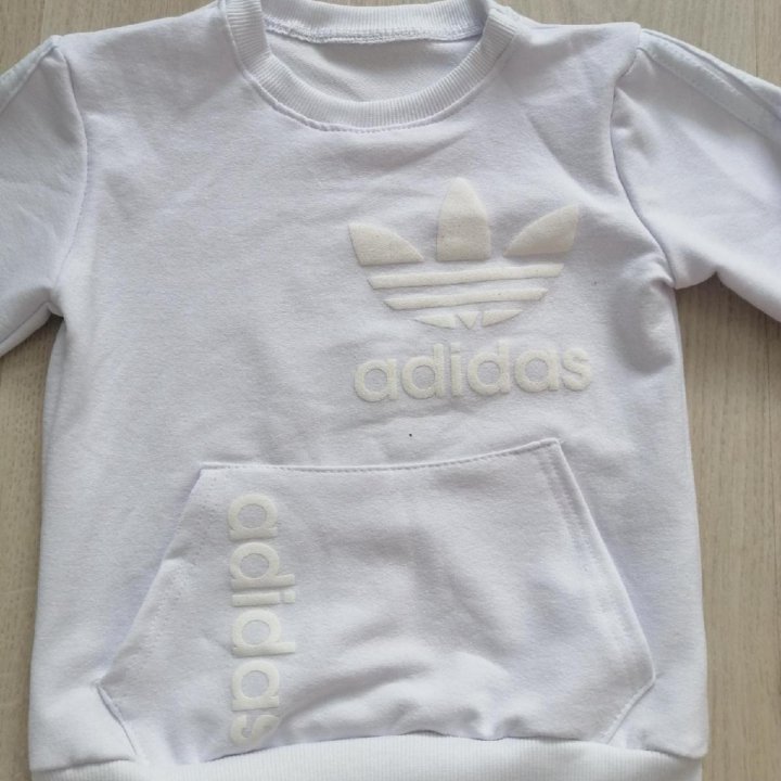 Белоснежный спортивный костюм Adidas р.с 98 по 116