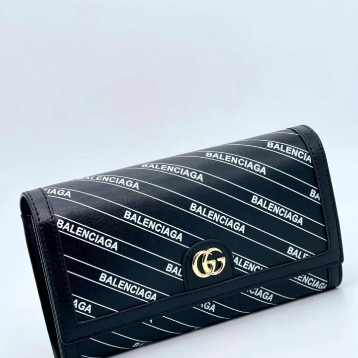 Сумки Gucci????