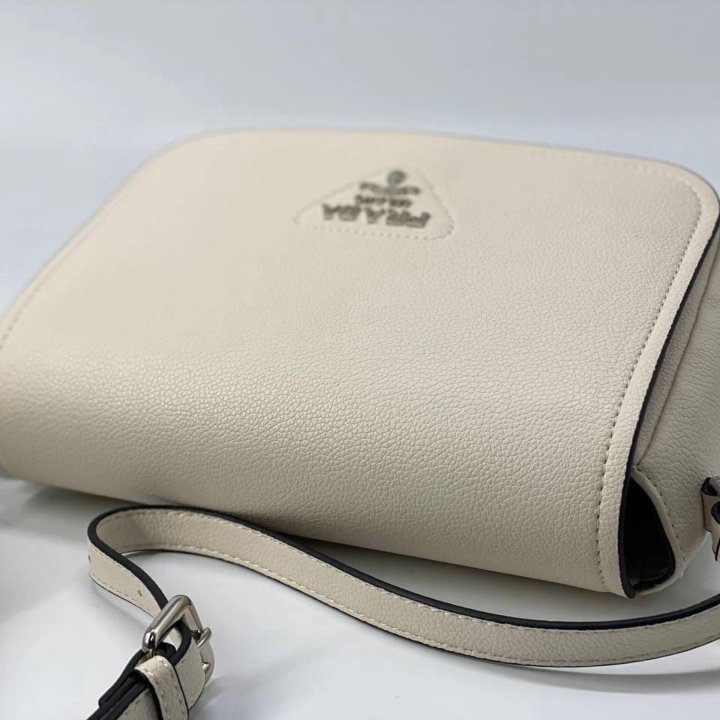 Кожаные Сумки Prada ????