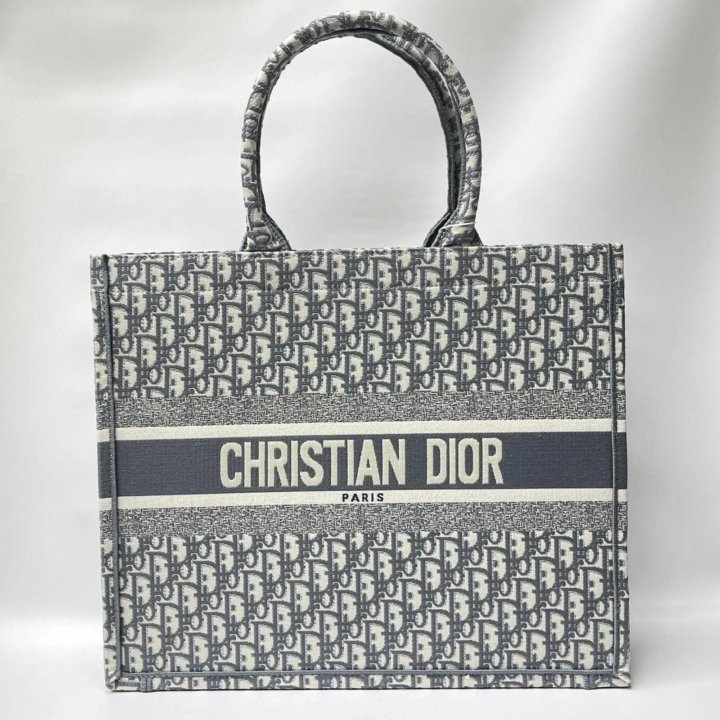 Сумки-шопер Dior????