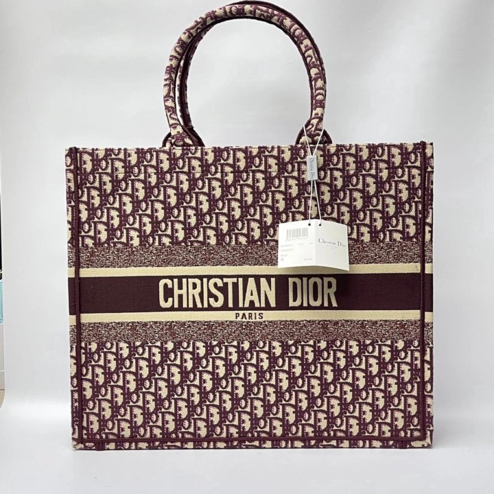 Сумки-шопер Dior????