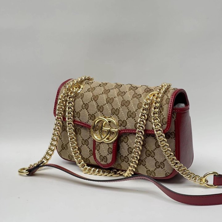 Сумки Gucci????