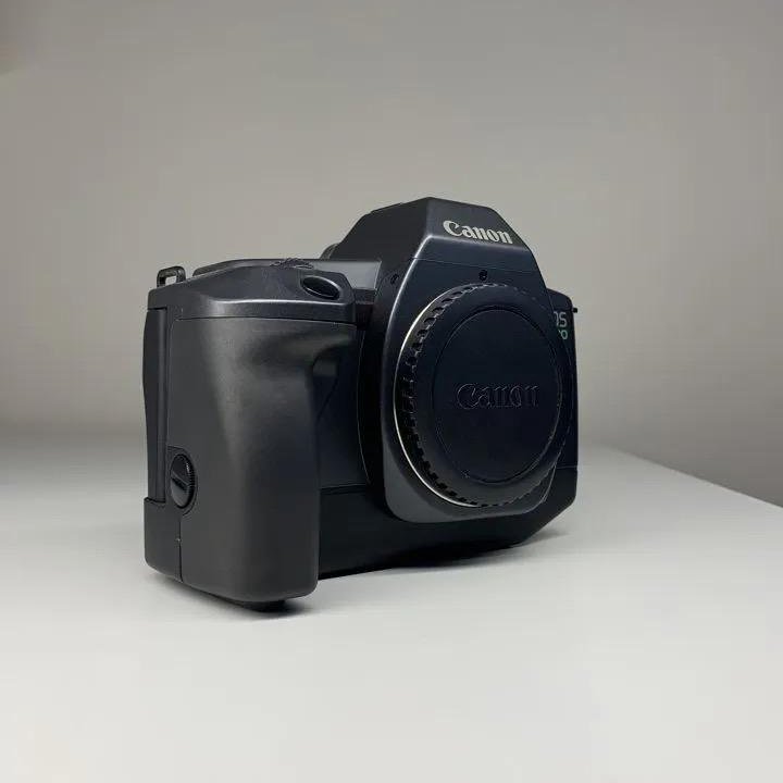 Пленочный зеркальный фотоаппарат Canon EOS630