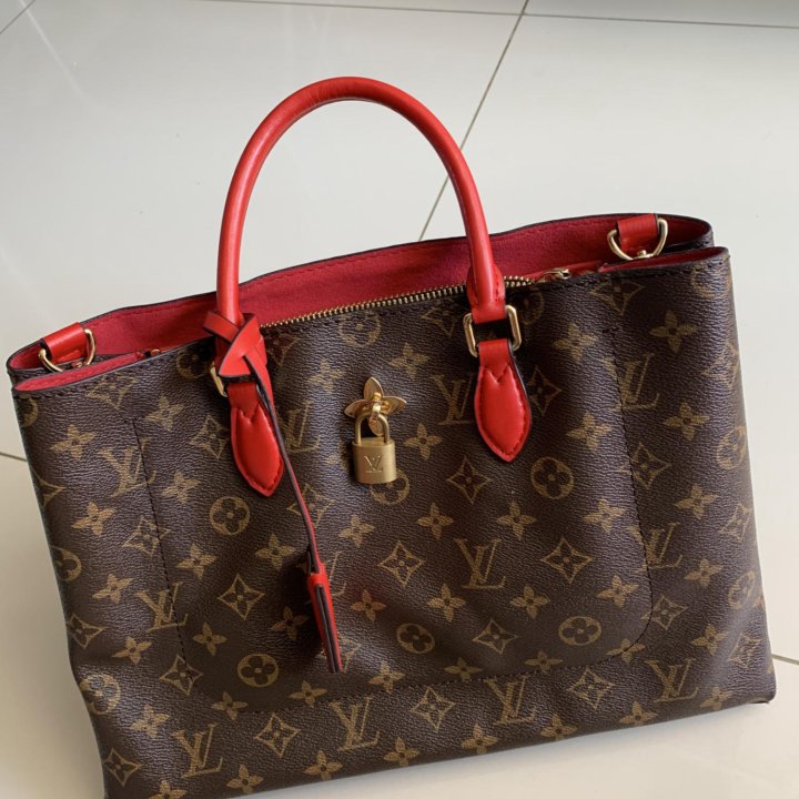 сумка Louis Vuitton тоут