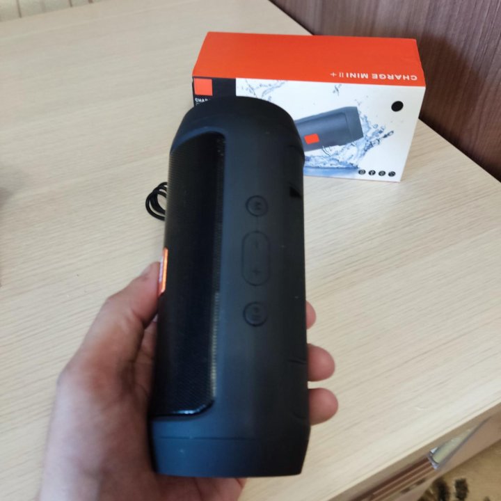 Колонка JBL Charge mini чёрная