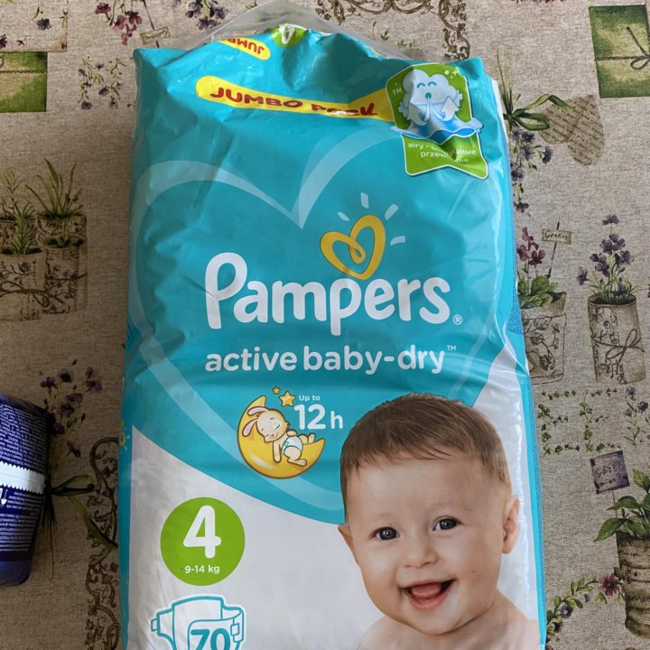 Памперсы и трусики Pampers 4