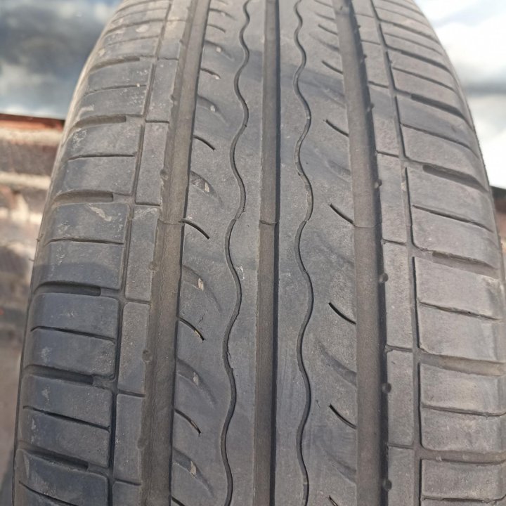 Kumho solis kh17 185/65/15 лето