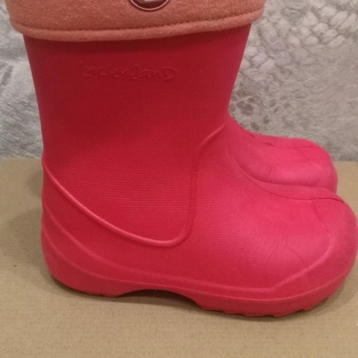 Резиновые сапоги для девочки