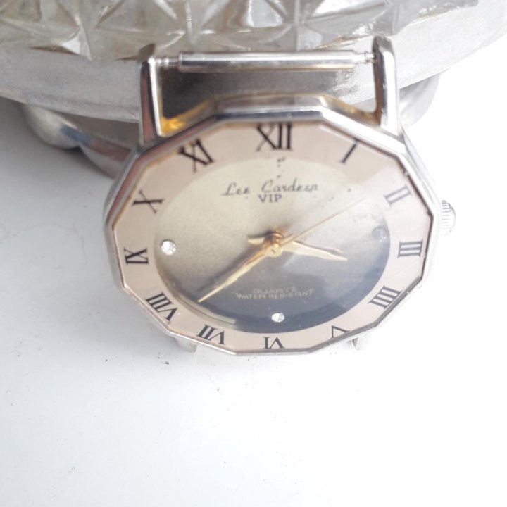 Часы позолоченные 18к