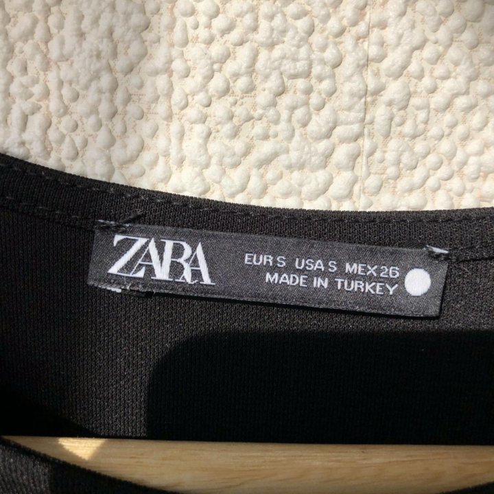 Платье черное Zara