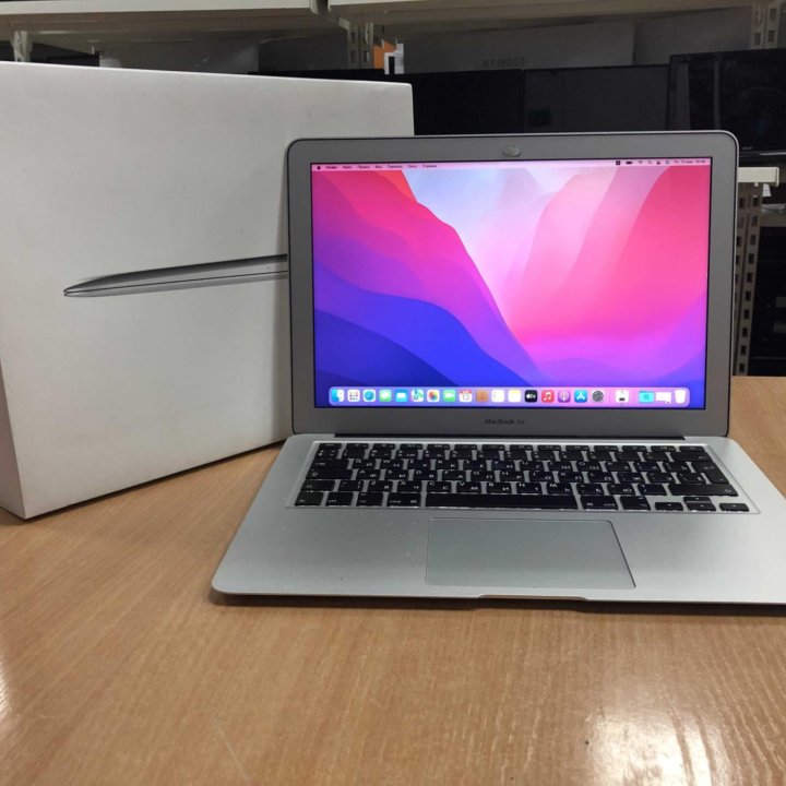 MacBook AIR/i5 5/8GB/Intel HD/128GB SSD/13.3