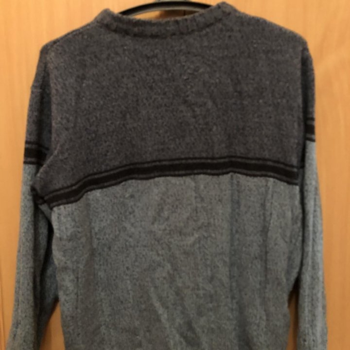 Свитер мужской