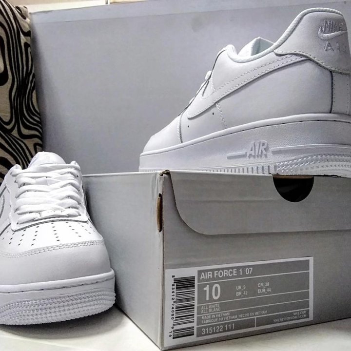 Кроссовки Nike Air Force 1