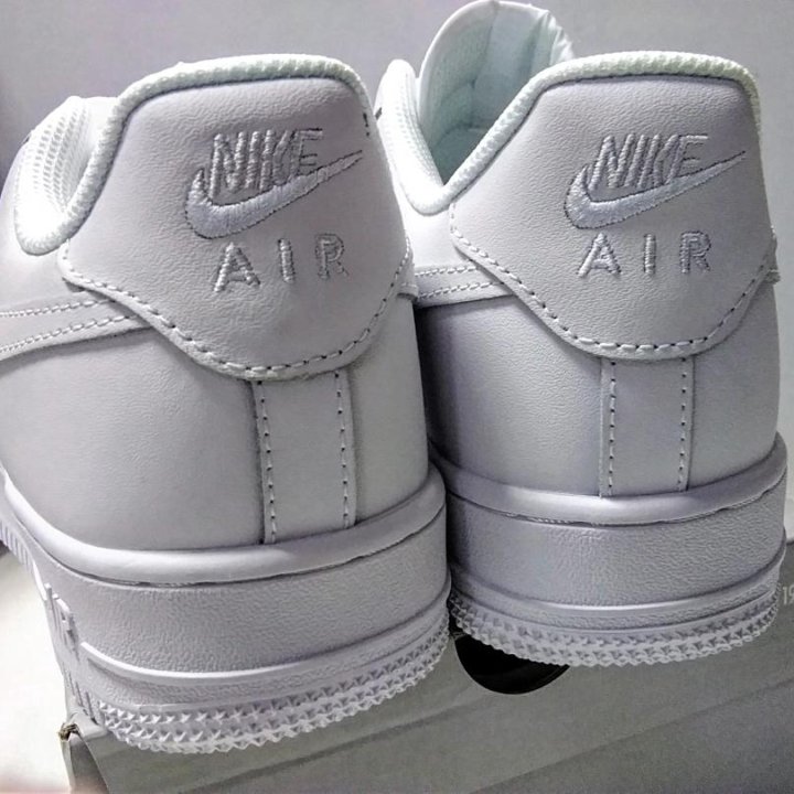 Кроссовки Nike Air Force 1