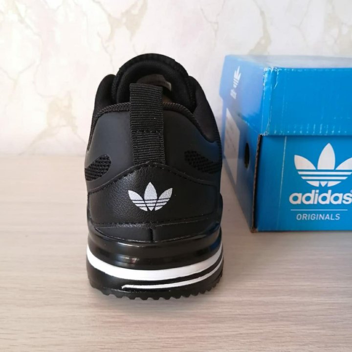 Кроссовки Adidas zx 750