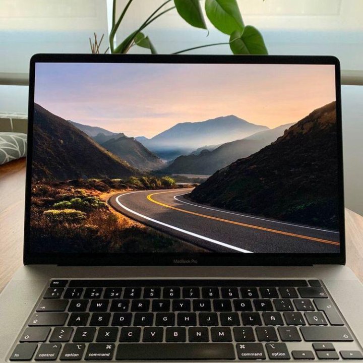 Apple MacBook pro 16 i9/1tb/16gb