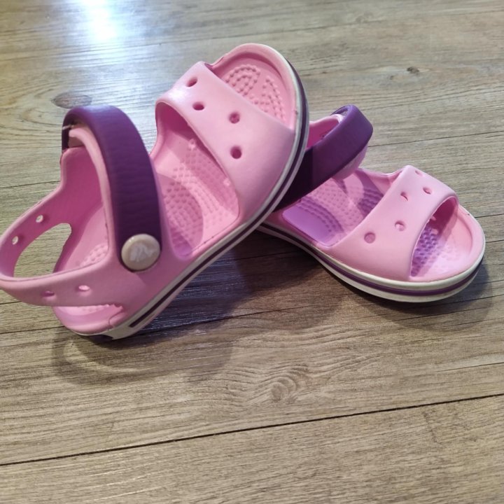 Сандадии детские Crocs