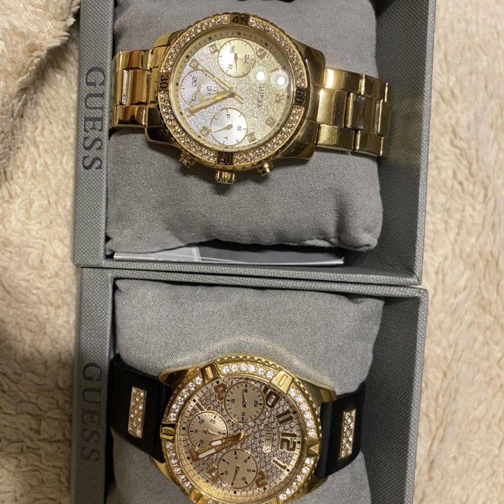 Наручные часы guess