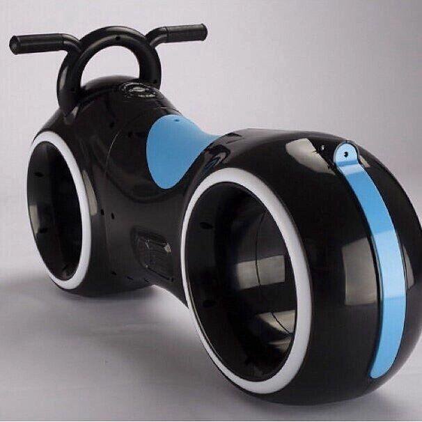 Беговел Tron Bike, чёрный-красный Синий