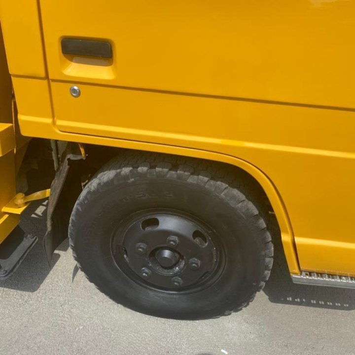 Экскаватор Isuzu ELF