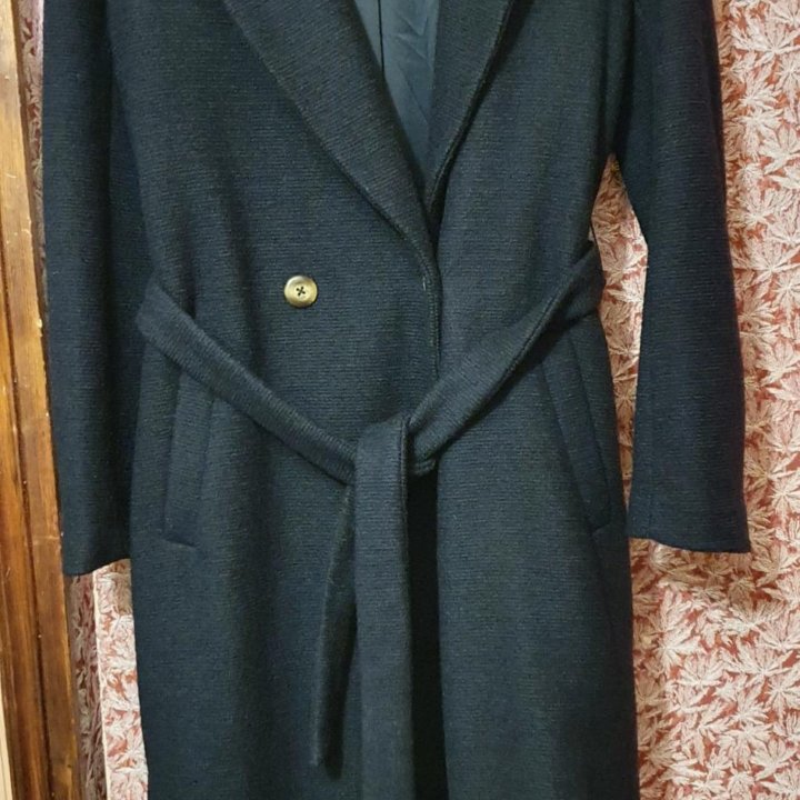 Пальто женское 42-44 S новое