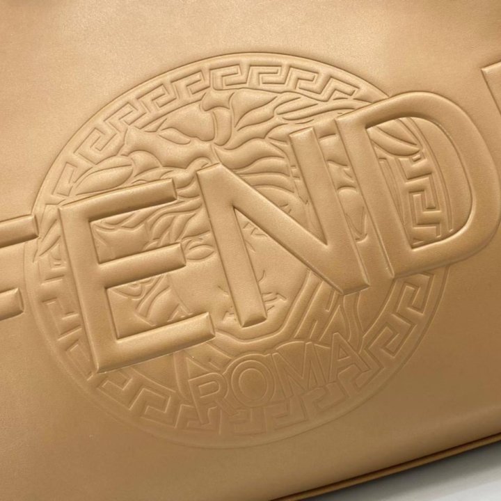 Сумка Fendi