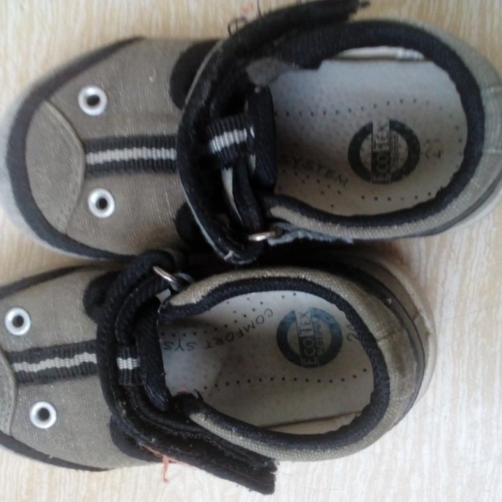 Сандали детские