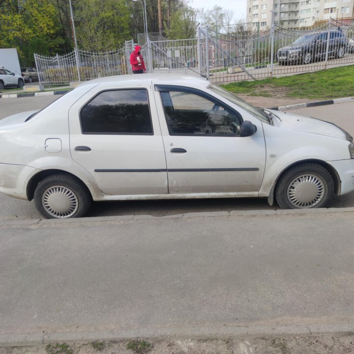 Renault Logan, 2010